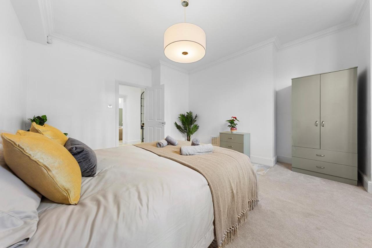 Apartamento Harrods 2 Bed Lux Flat W/Patio Londres Exterior foto
